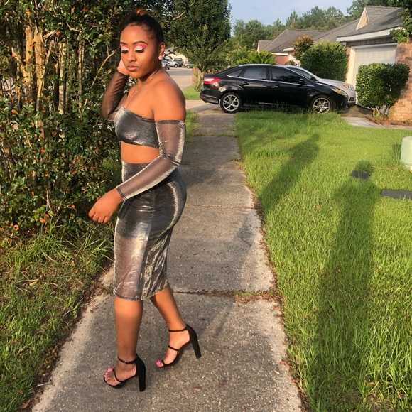 2 piece skirt set - Picture 3 of 3